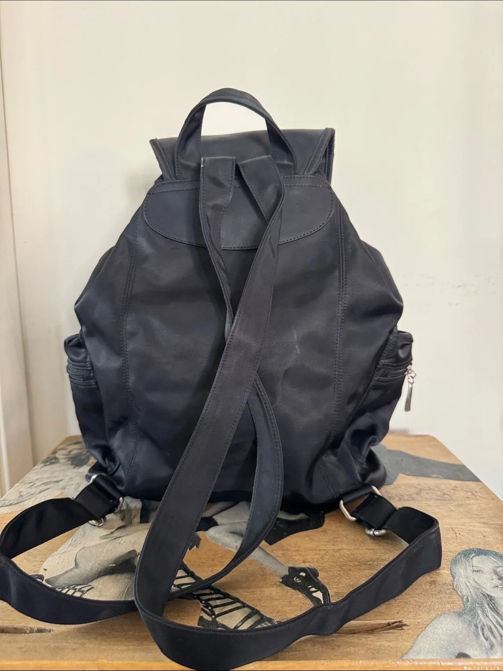 GUESS Black Nylon Drawstring Backpack with Front Pocket